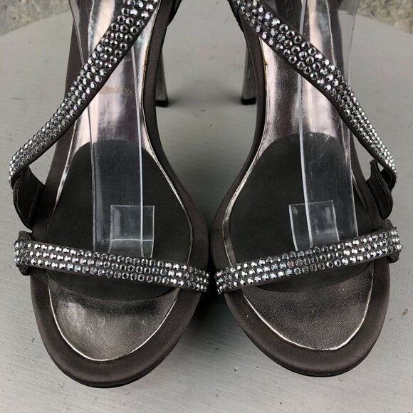 BCBGMaxAzria Women's Size 7B Peeking Grey Silver Fabric Embellished Heels - Picture 4 of 15